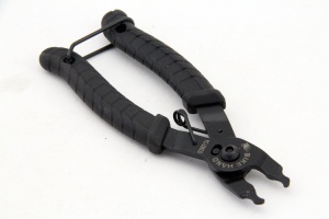 Заказать Клещи универсальные Bike Hand YC-335CO в Спорткомплекте с доставкой и недорого!