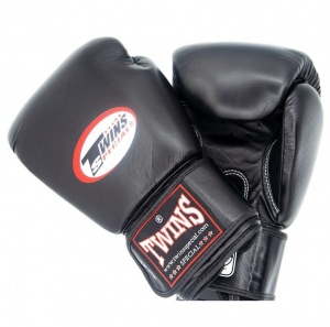 Заказать Перчатки боксерские TWINS Classic кожа в Спорткомплекте с доставкой и недорого! Заказать Перчатки боксерские TWINS Classic кожа в Спорткомплекте с доставкой и недорого!